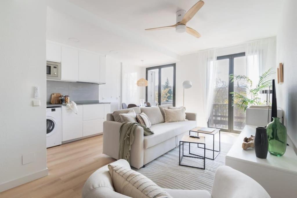 Apartamento La Nuez By Clabao Pamplona Esterno foto